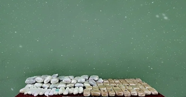 Van hududunda 77 kilo 805 gram uyuşturucu ele geçirildi Ankara Haberleri