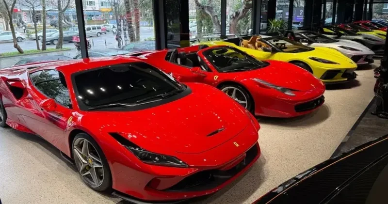 Lüks galerici 11 milyar lirayla sırra kadem bastı!