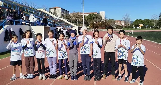 Muğla Büyükşehir Atletlerinden 27 Aralık Büyük Atatürk koşusunda madalya yağmuru Muğla Haberleri