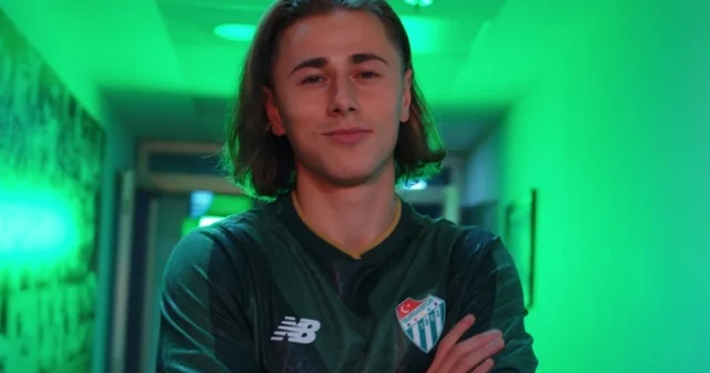 Bursaspor, Iğdır FK dan Eyüp Akcan ı yıl sonuna kadar kiraladı Bursa Haberleri