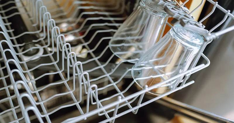 Bulaşık makinesine cam bardak atanlar yandı Sözcü Gazetesi