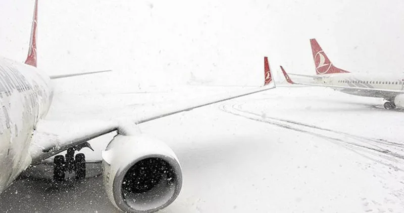 Diyarbakır da uçak seferlerine kar engeli!