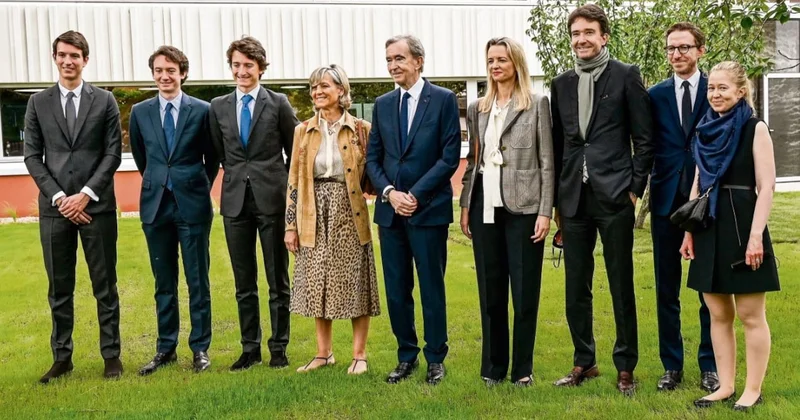 Dünyanın en zengin ailesi bu şehre kafayı taktı! Peş peşe ev satın almaya başladılar Sözcü Gazetesi