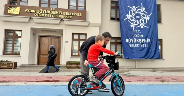 Aydın Büyükşehir Belediyesi, Otizm Destek Merkezleri özel Eğitim öğrencilerinin yanında Aydın Haberleri