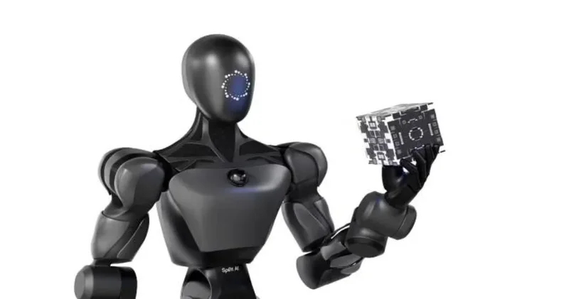 Çin elektrikli otomobillerin pil üretimi için ilk insansı robot ordusunu kurdu