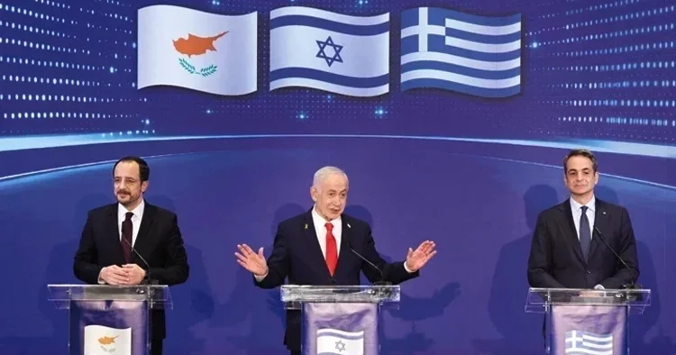 Üçlü çalışma planı imzalandı... Demir Işın ın ilk teslimatı yapıldı