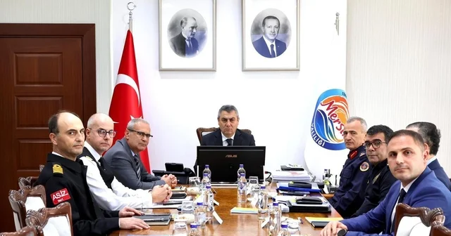 Mersin de bir haftada 809 aranan şahıs yakalandı Mersin Haberleri