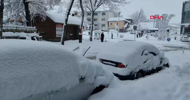 Bolu da kar kalınlığı yarım metreye ulaştı