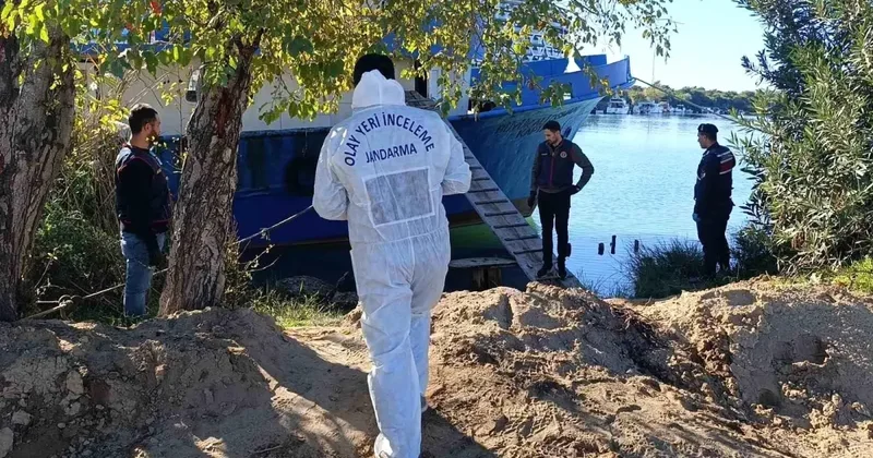 Manavgat ta Tekne Yanında Ceset Bulundu
