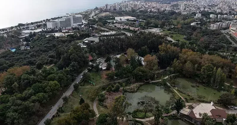 Milyarlık arazi davasının hakimleri, HSK ya şikayet edilmiş