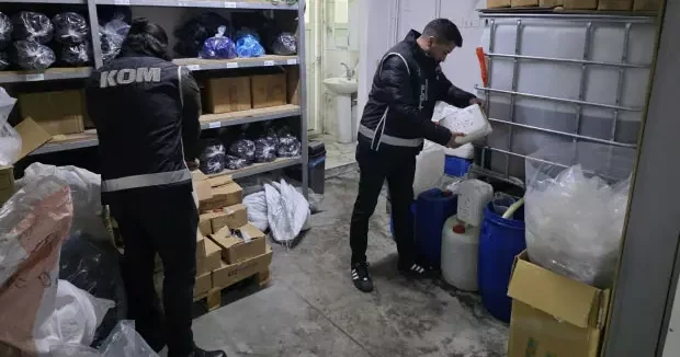 Konya haberleri Konya Emniyeti yılbaşı öncesi denetimleri sıklaştırdı 29 Aralık 2025