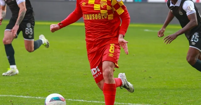 Göztepe nin orta sahası Ahmed Ildız, Çorum FK yolcusu İzmir Haberleri