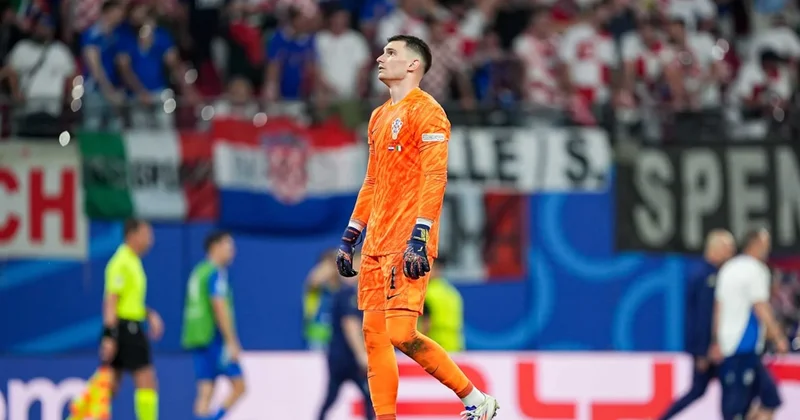 Fenerbahçe den Livakovic e rest! Sözcü Gazetesi