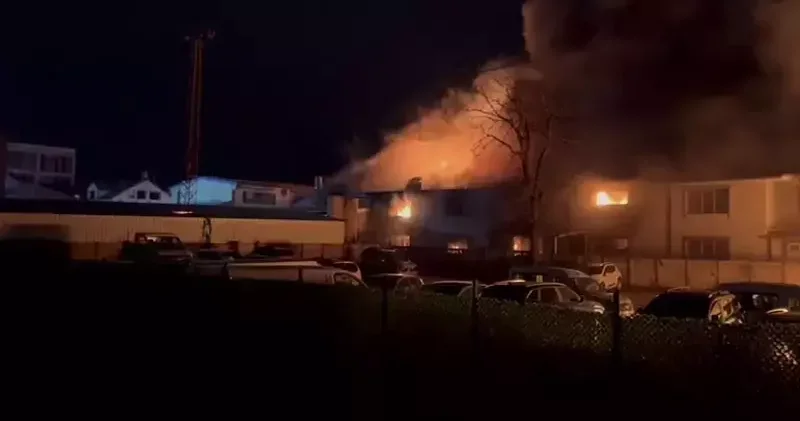 Düzce’de strafor fabrikasında çıkan yangın kontrol altında