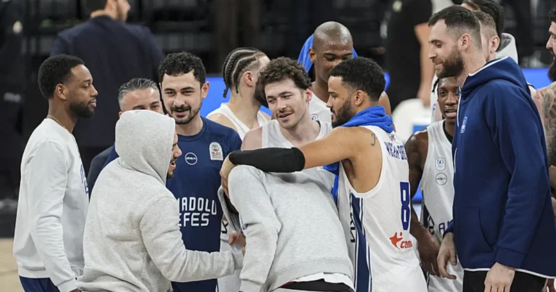 Anadolu Efes, bu sezon yokları oynuyor