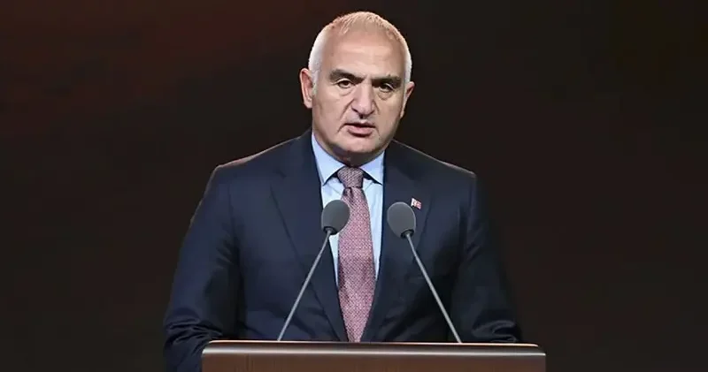 Bakan Ersoy duyurdu: Turizm de 2025 yılında rekor gelir Ekonomi Haberleri