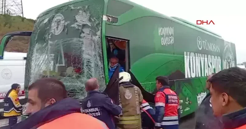 Konyaspor U 19 futbol takımını taşıyan otobüs kaza yaptı; 3 yaralı