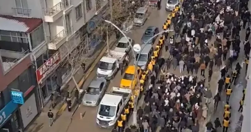 Van ve Ağrı da sokaklar karıştı! Çok sayıda kişi gözaltında