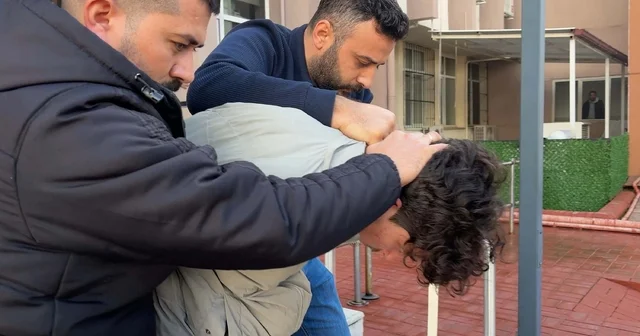 Terör örgütü üyeliğinden aranan şüpheli Hatay da yurda giriş yaparken yakalandı Aydın Haberleri