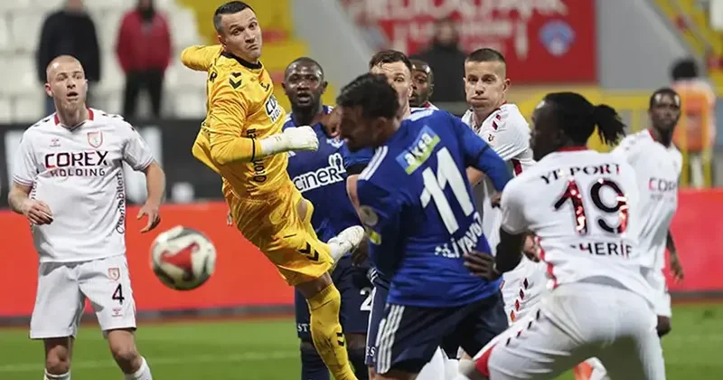 (ÖZET) Karadeniz ekibi galibiyet golünü son dakikada buldu! Kasımpaşa Samsunspor maçı sonucu: 0 1 Fanatik Gazetesi Futbol Haberleri Spor