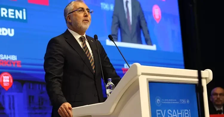 Bakan Işıkhan: Şehirlerimizi pırıl pırıl evlerle donattık