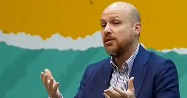 Bilal Erdoğan neden ABD ye gitmek zorunda kaldı? Gençlere Selçuk Bayraktar örneği üzerinden yurt dışı uyarısı VİDEO İZLE