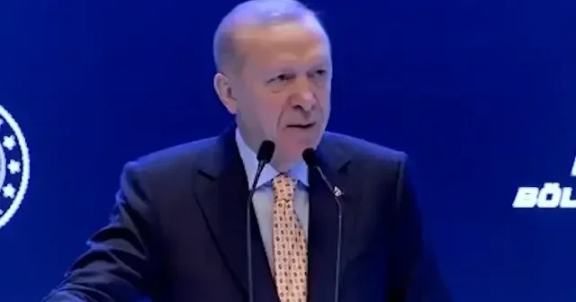 Cumhurbaşkanı Erdoğan’dan muhalefete sert çıkış: Talana yalana çapsızlara rağmen ülkemizi yollarla biz donattık VİDEO İZLE