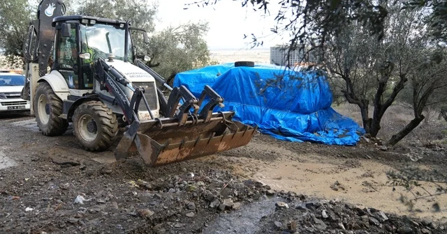 Başkan Şimşek yağıştan etkilenen mahallelerde incelemelerde bulundu Manisa Haberleri