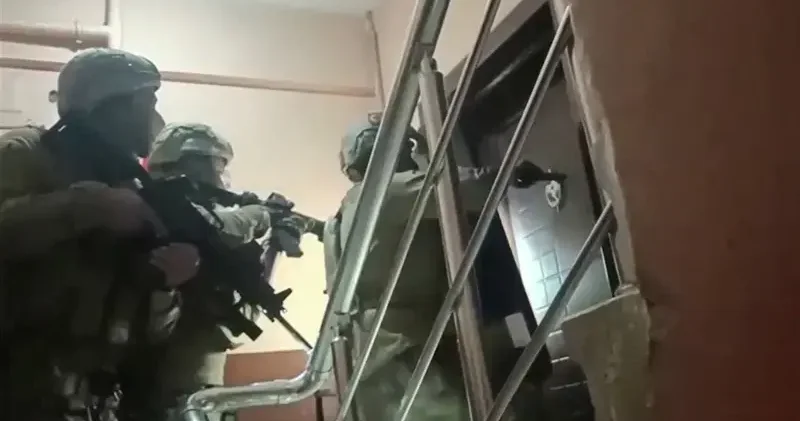 İstanbul da motosikletli suç örgütüne operasyon: 10 şüpheli yakalandı