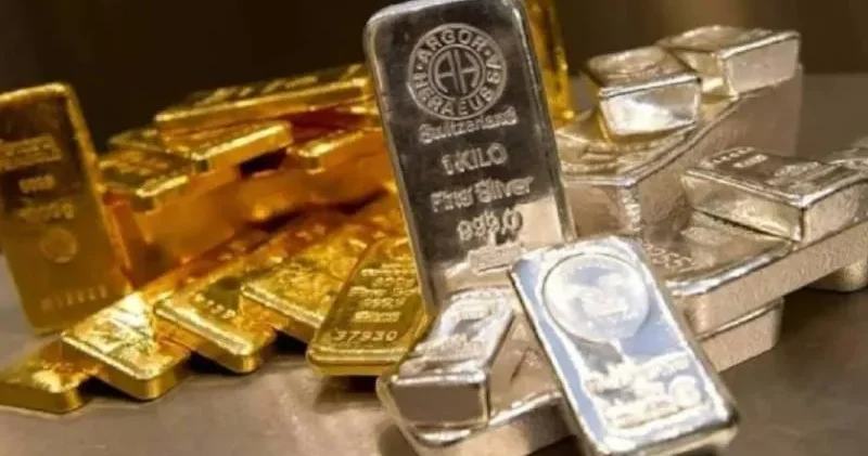 Gram altın rekorun ardından geri çekildi: Zirveden düşüş 500 TL yi aştı, gümüş 110 dolara indi!