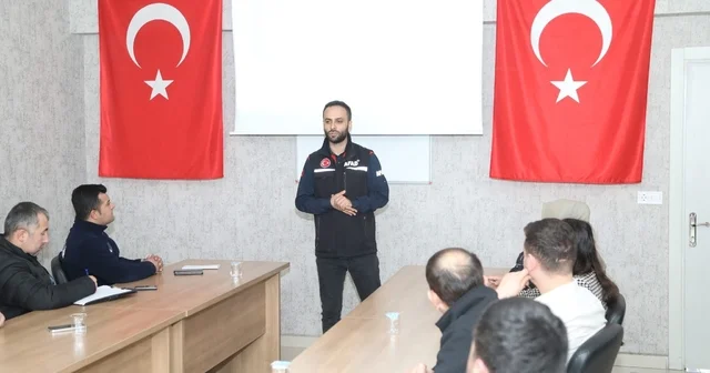 Kavak Belediyesi personeline sivil savunma eğitimi verildi Samsun Haberleri