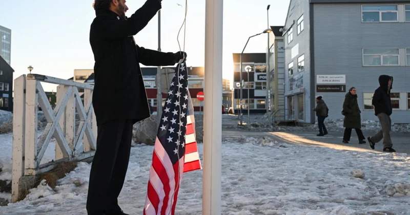 Grönland a ABD bayrağı çekmeye kalkan adama halktan net müdahale Sözcü Gazetesi