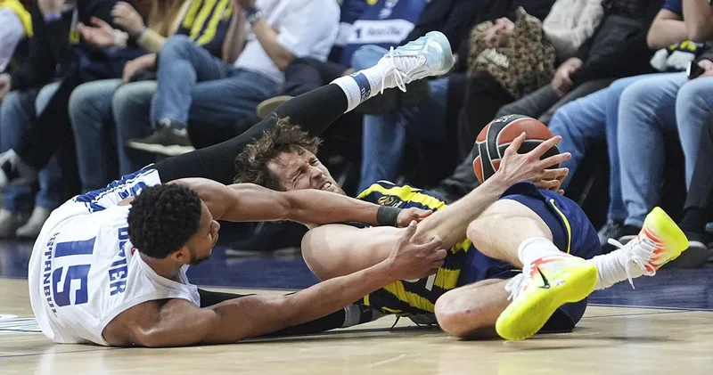 Fenerbahçe Beko Anadolu Efes i yıktı