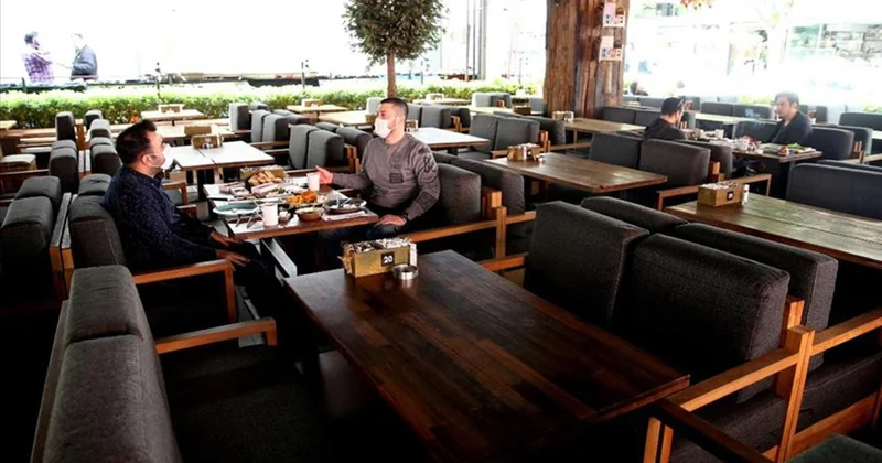 Ticaret Bakanlığı’ndan net karar: Restoran ve kafelerde zorunlu ek ücret uygulaması kaldırıldı