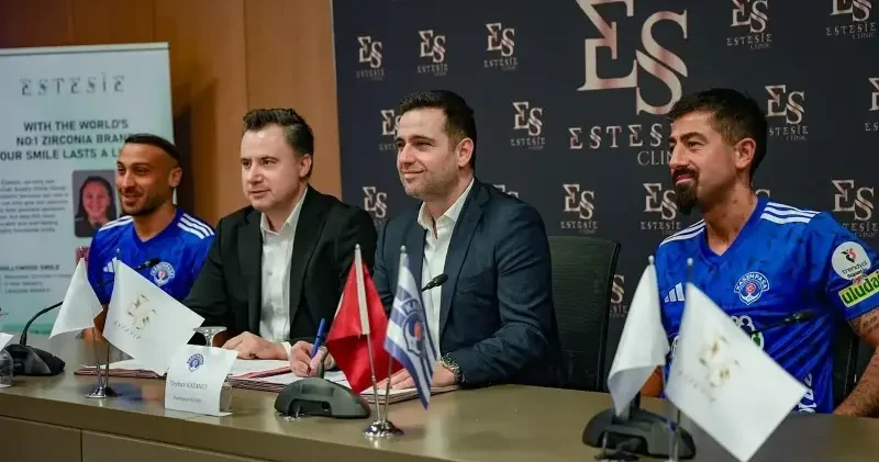 Kasımpaşa ile Estesie Dental Klinik arasında sponsorluk anlaşması Spor Haberleri