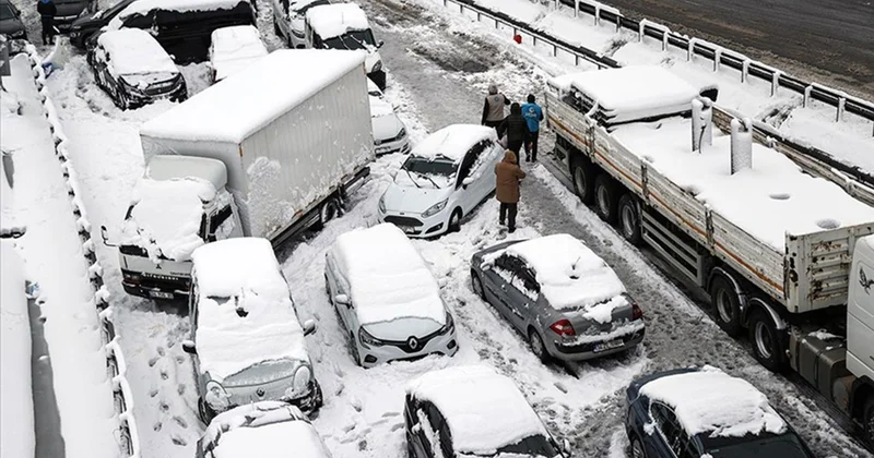 İstanbul da önce yağmur sonra kar beklentisi