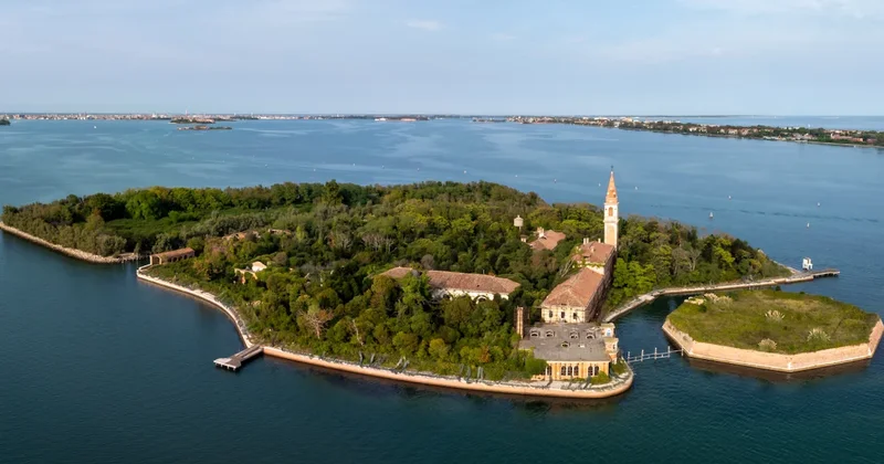 Bu adaya adım atan delirerek çıkıyor Sözcü Gazetesi