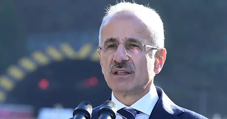 Bakan Uraloğlu: Bölünmüş yolda 30 bin km eşiği aşıldı