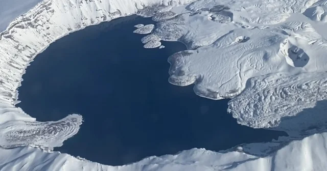Nemrut Krater Gölü nün kış güzelliği mest etti Bitlis Haberleri