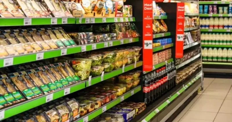 Süpermarket devinden büyük hata: Eski çalışanlarına ödeme yapacak!