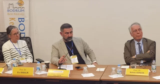 Bodrum da ulaşım ve altyapı masaya yatırıldı: Uzmanlardan nüfus ve planlama uyarısı Muğla Haberleri