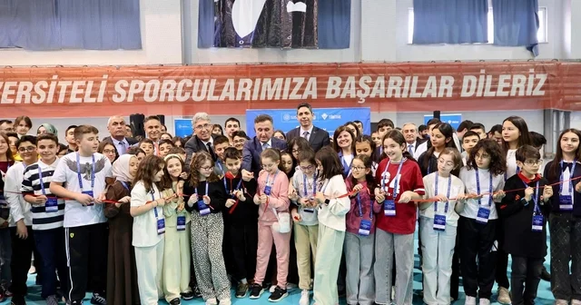 ERÜ de 20. TÜBİTAK Ortaokul Öğrencileri Araştırma Projeleri Kayseri Bölge Yarışması Sergisi açıldı Kayseri Haberleri