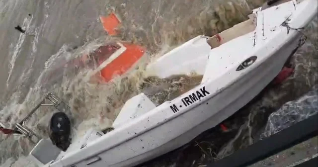 Gemlik ve Kumla yı lodos vurdu, çok sayıda tekne battı Bursa Haberleri