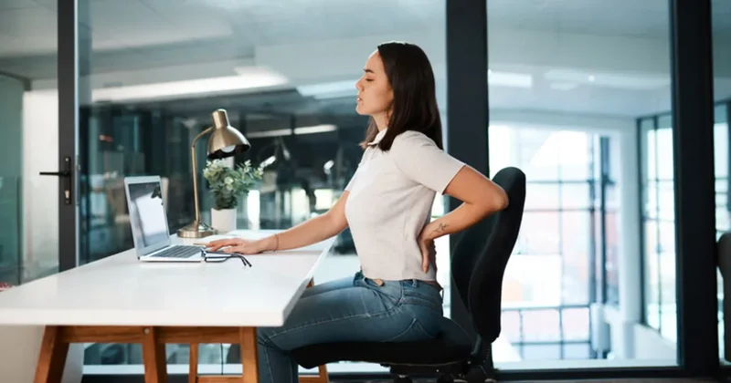 Bel ağrısı yaşayanlar dikkat! Bu hataları yapıyor olabilirsiniz