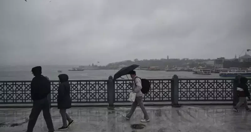 İstanbul da yağışlar sürecek mi? Meteoroloji den 14 ilde sarı uyarı: Kuvvetli kar geliyor