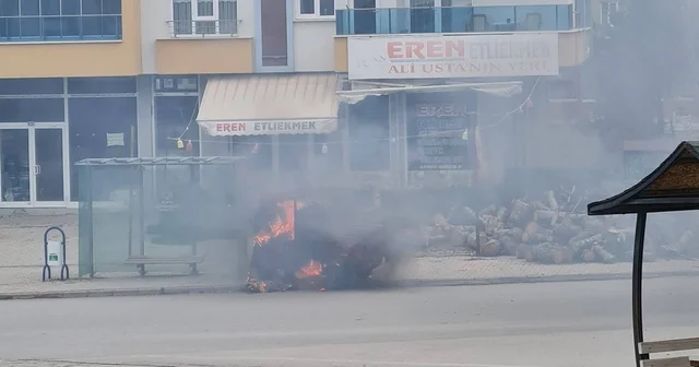 Elektrikli üç tekerlekli motosiklet alev alev yandı Konya Haberleri