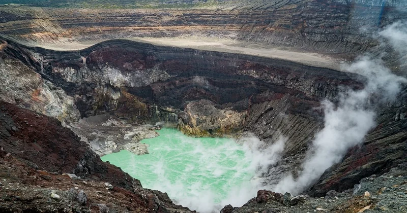 Dünyanın merkezinden lav değil su çıktı: Bilim dünyasını sarsan gelişme Sözcü Gazetesi