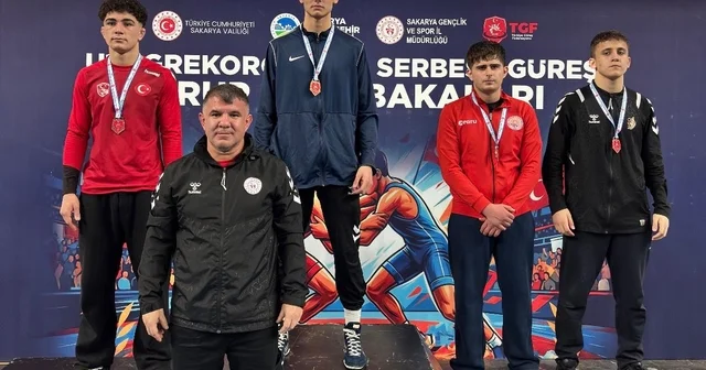 Güreşte Afyonkarahisar ı 6 sporcu Türkiye şampiyonasında temsil edecek Afyonkarahisar Haberleri