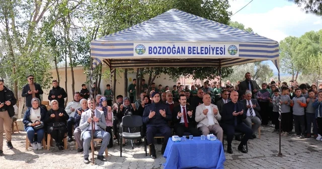 Kahraman öğretmen okulunda gözyaşları ile anıldı Aydın Haberleri