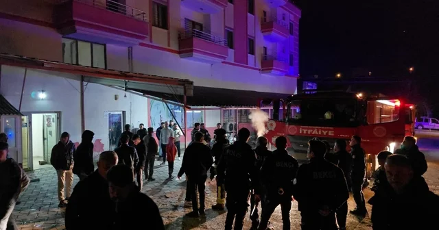 Vezirköprü de korkutan yangın: 25 öğrenci tahliye edildi Samsun Haberleri